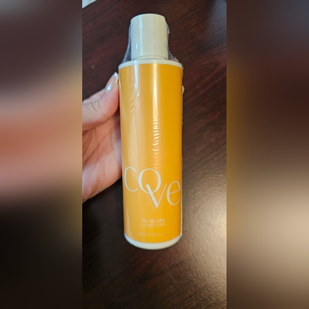 Cove‎ All-in-One Yellow Bottle